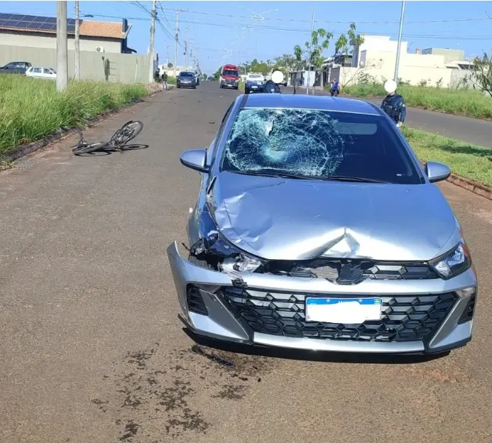 Paranaíba: Ciclista de 50 anos morre após grave acidente com carro no bairro Universitário
