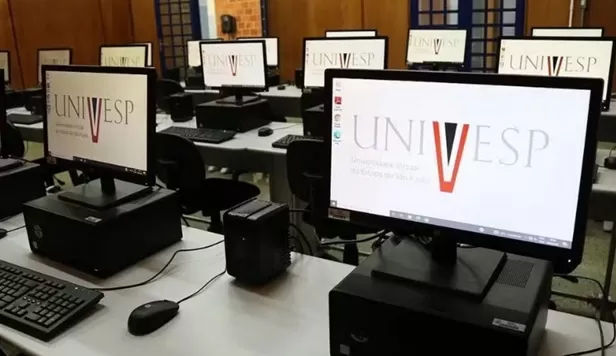 Univesp abre inscrições para mais de 6,4 mil vagas em polos do interior paulista; confira oportunidades