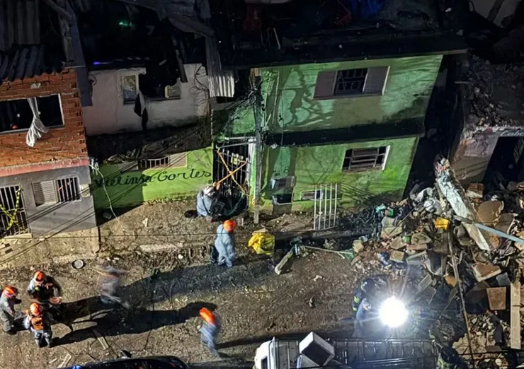 Explosão atinge ao menos 46 imóveis, deixa um morto e 3 feridos no Jaguaré, Zona Oeste de SP