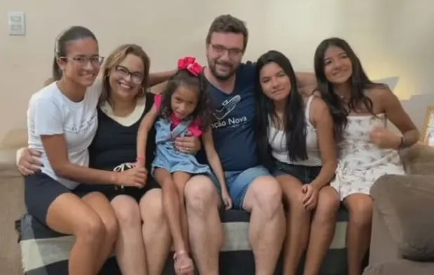 De um sonho à família cheia: casal dribla dificuldade para gravidez e adota quatro irmãs no interior de SP